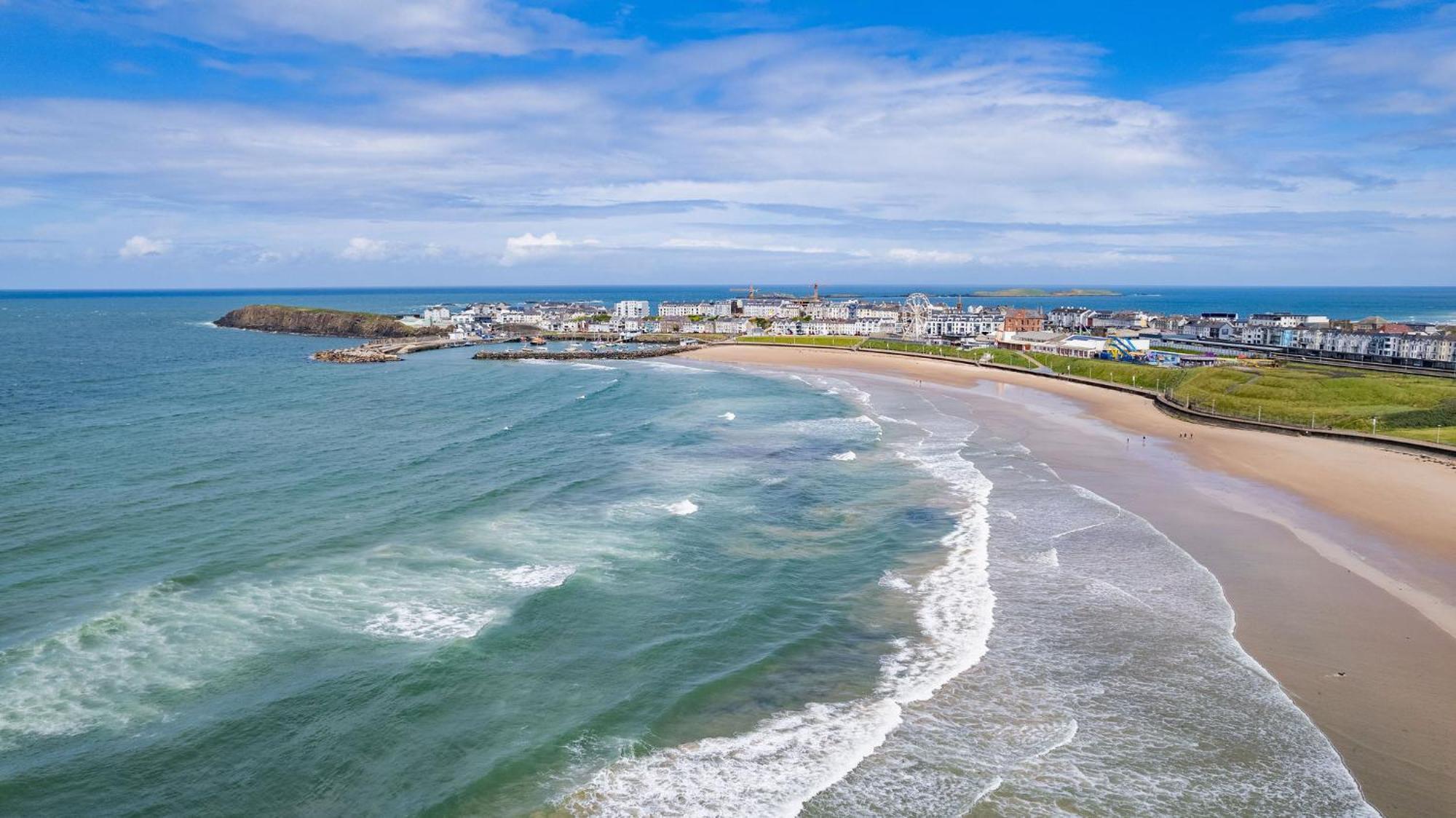 1 Dunluce Park - Portrush By The Sea Apartment ภายนอก รูปภาพ